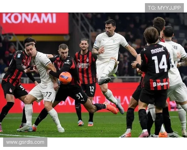 AC米兰进攻端表现尚可,但关键战稳定性不足,争冠形势面临考验 AC米兰进攻端表现尚可,但关键战稳定性不足,争冠形势面临考验