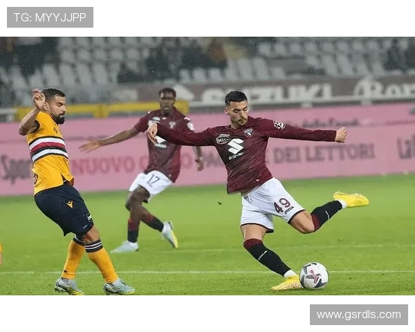 罗马重返意甲巅峰的竞争态势,对赛季走势形成制约 罗马重返意甲巅峰的竞争态势,对赛季走势形成制约