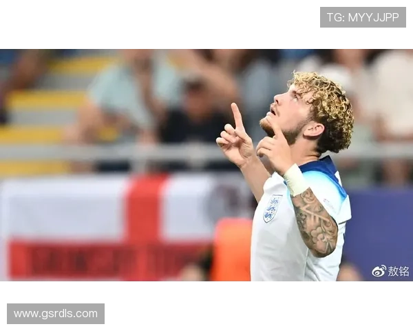 利物浦进攻套路单一趋势显现,近期表现受限对赛季走势形成制约 利物浦进攻套路单一趋势显现,近期表现受限对赛季走势形成制约